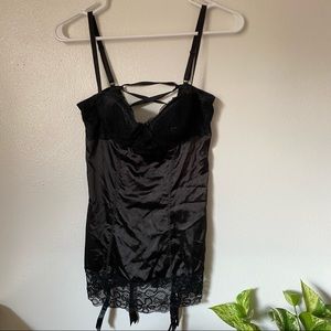 Black lacy fredericks of Hollywood negligee